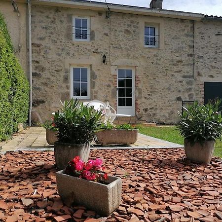 Gite La Bessonniere Villa Saint-Michel-Mont-Mercure Dış mekan fotoğraf